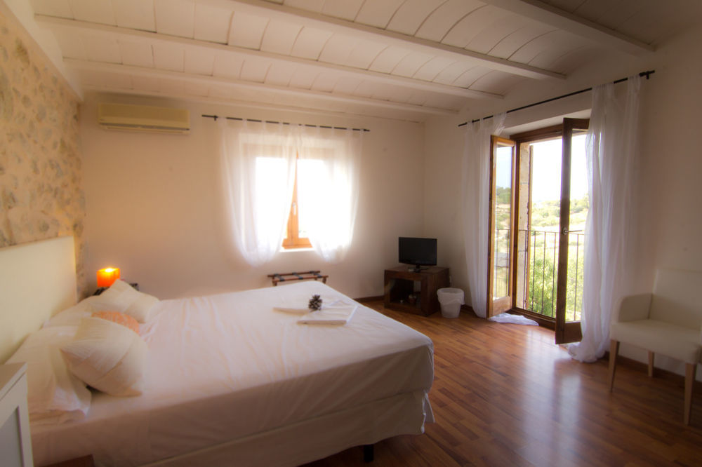Ca'N Calco Hotel Магалуф Екстериор снимка